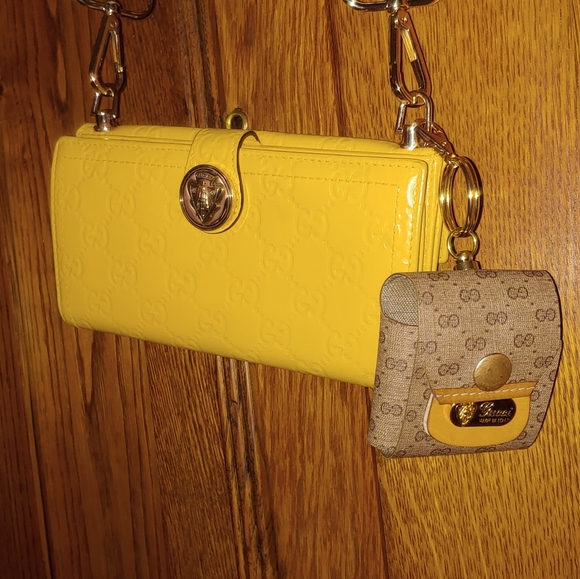 G G AUTHENTIC CANVAS ear-bud case - Picture 12 of 13